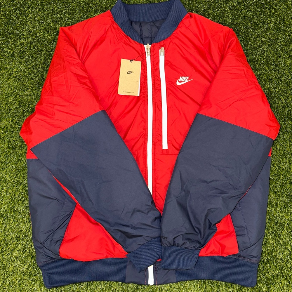 Nike Therma Fit Legacy Reversible Bomber Puffer Jacket